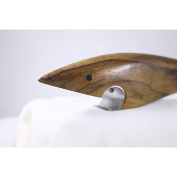 Vintage minimalist olive wood shark bottle opener, Nautical Spanish bar wares, - Picture 4 of 10